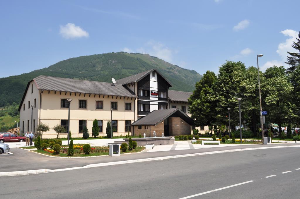 Hotel Komovi Andrijevica Luaran gambar