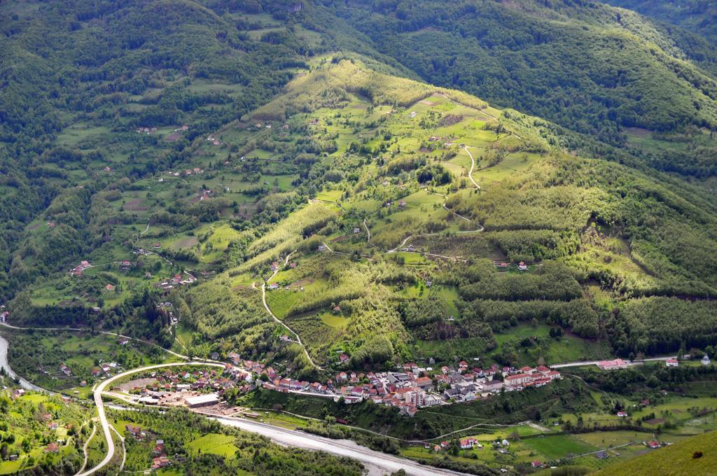 Hotel Komovi Andrijevica Luaran gambar